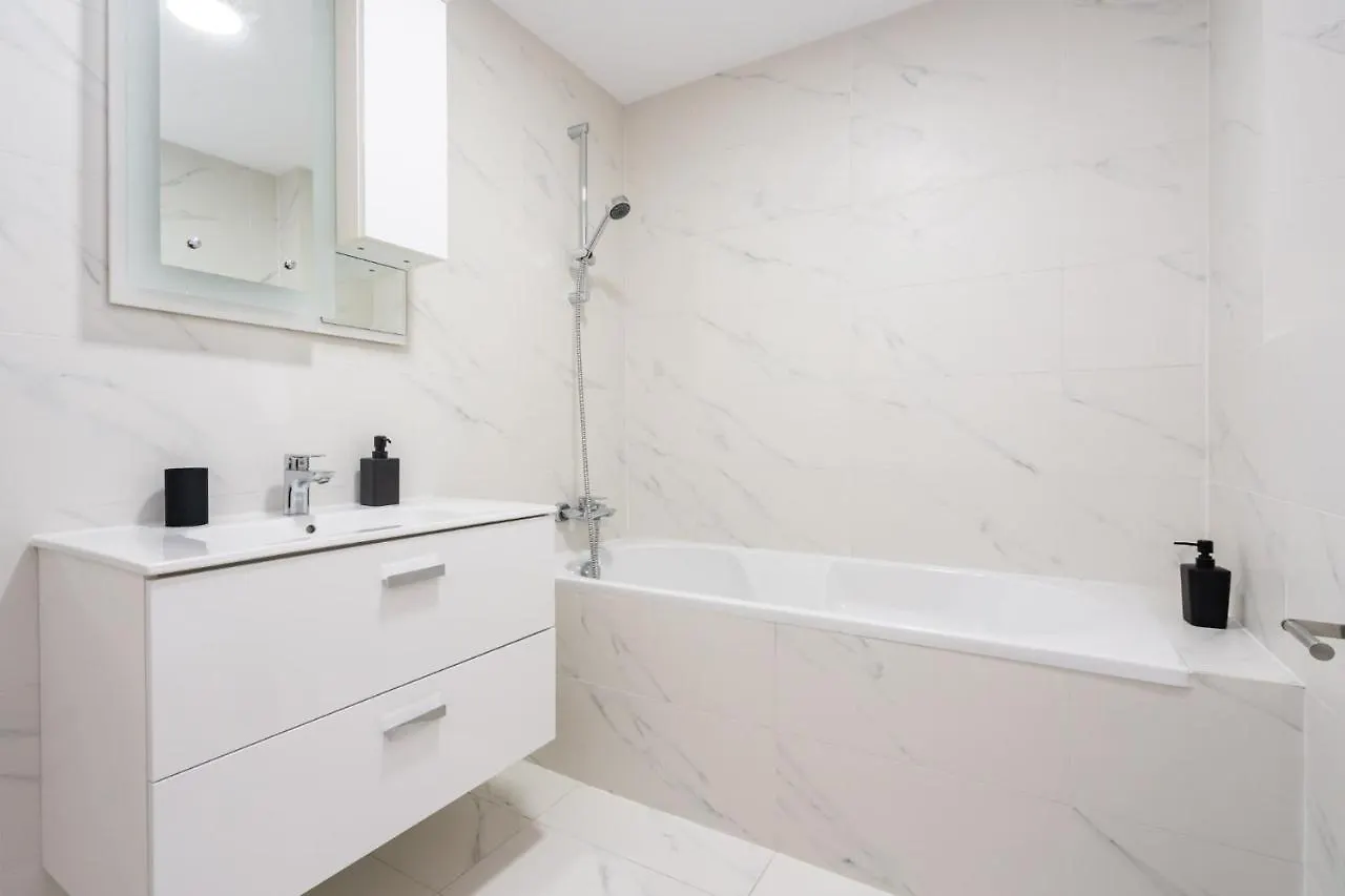 Zen Studios - Central Escape With Parking Bucharest