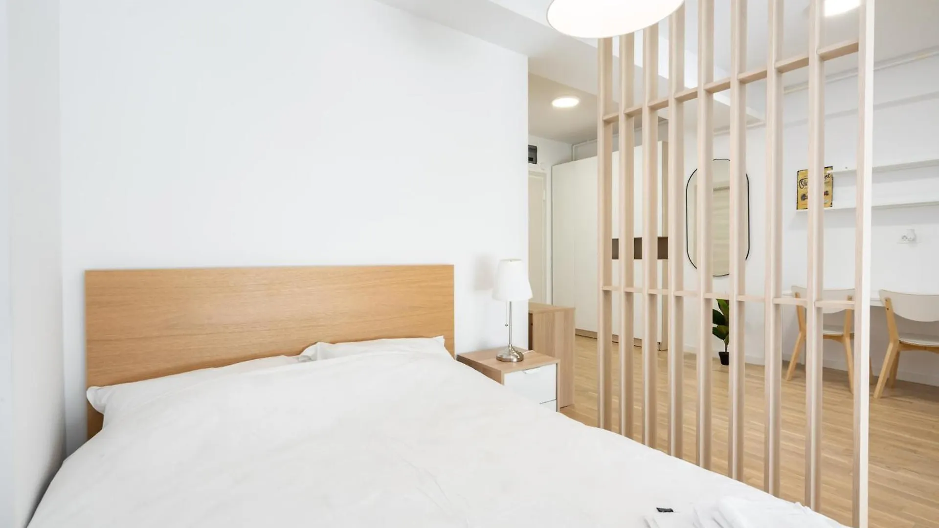 Apartamento Zen Studios - Central Escape With Parking Bucareste