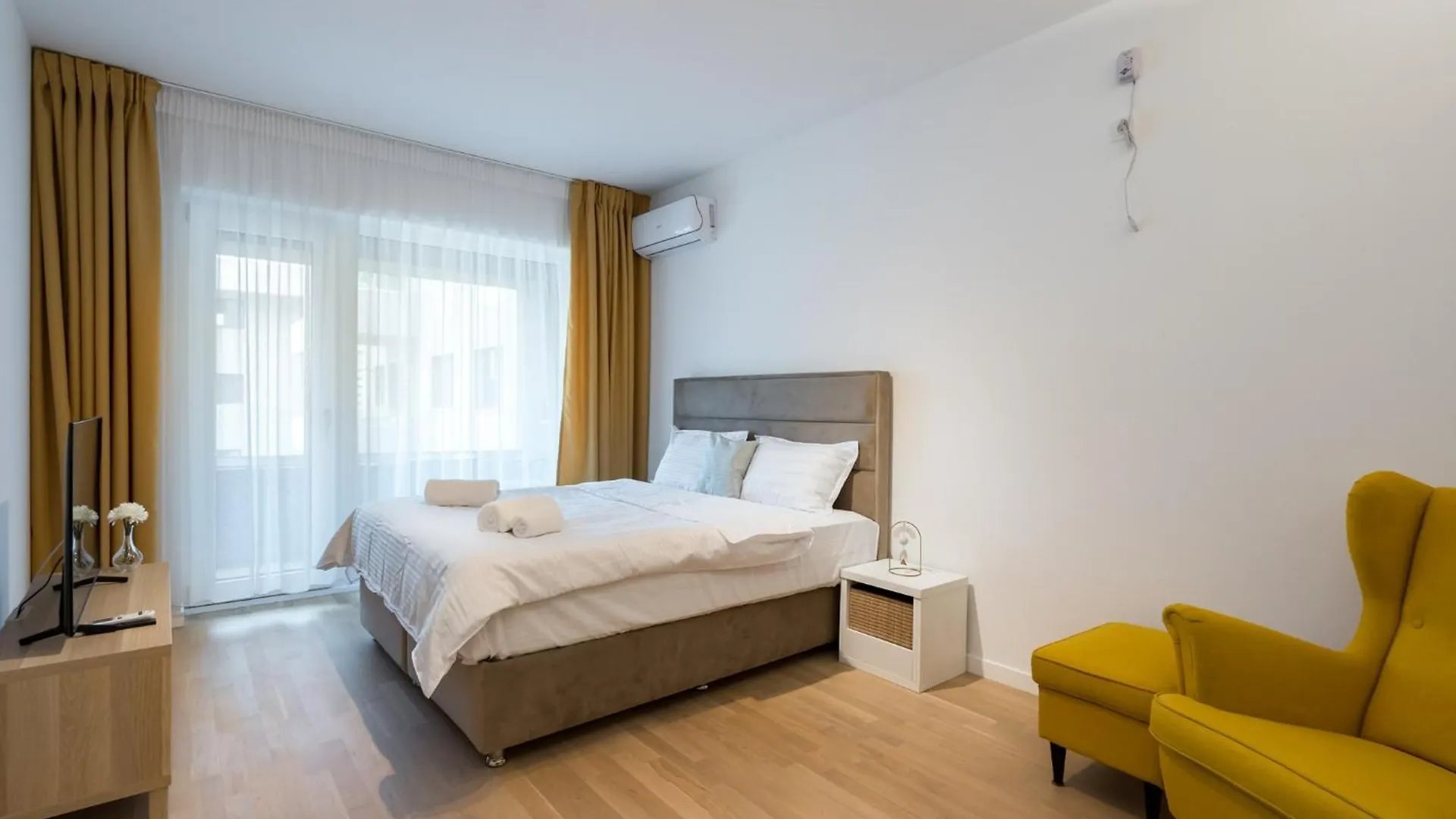 Zen Studios - Central Escape With Parking Bucharest Apartment