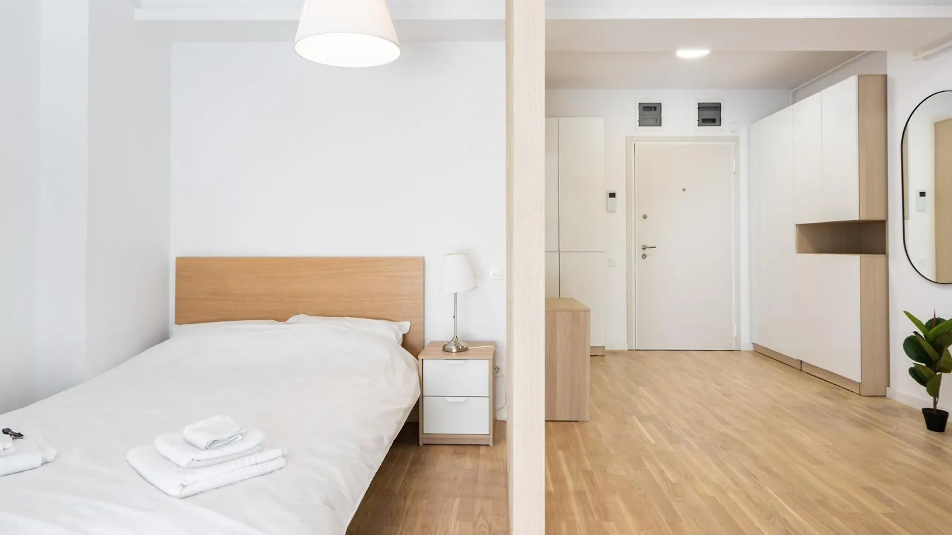 Zen Studios - Central Escape With Parking Bucareste Roménia