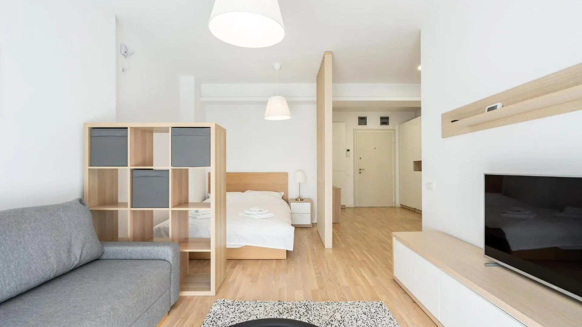 Zen Studios - Central Escape With Parking Bucharest 0*,