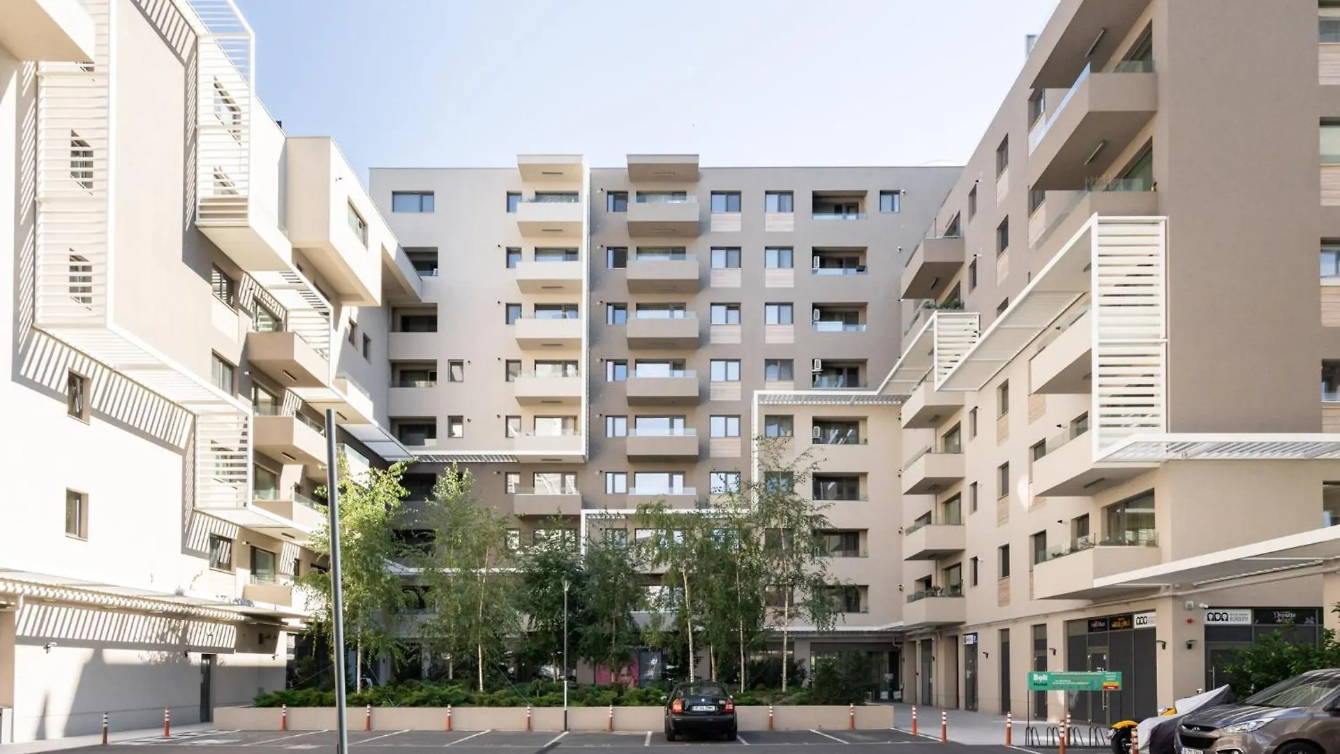 Zen Studios - Central Escape With Parking Bucareste